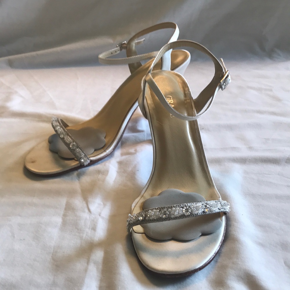 Strappy evening sandal by Grace